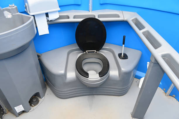 Best Porta potty rental near me  in Forest Oaks, NC